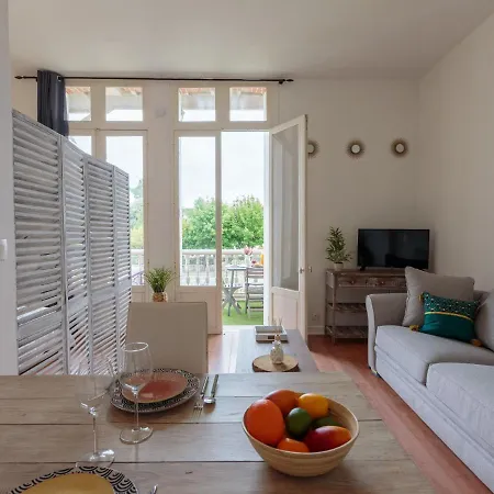 Thais By Interhome Apartment *