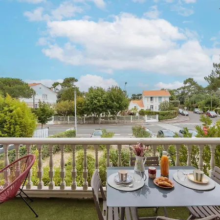 Thais By Interhome * Royan